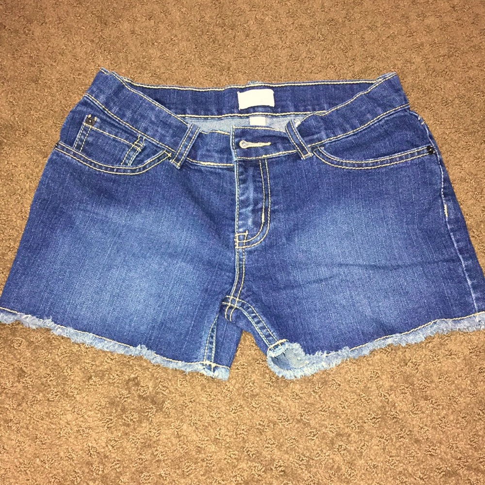 Jean shorts Girls size 12 denim shorts EUC, like brand new adjustable waist